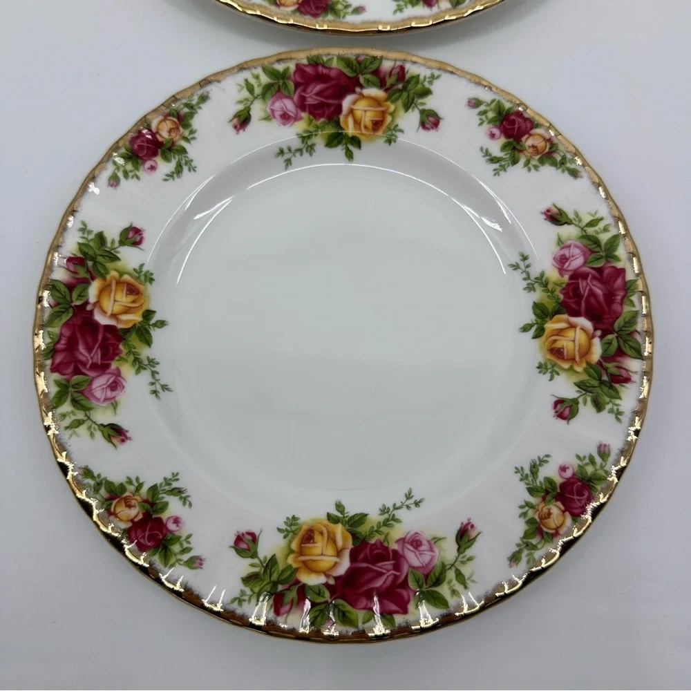 Royal Albert NWT Old Country Roses Salad Plate Set of 2